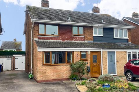 3 bedroom semi-detached house for sale, Linden Road, Burton-On-Trent DE13