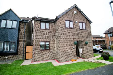 4 bedroom detached house for sale, Cambrian Bar, Bradford BD12