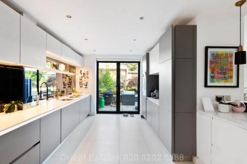 undefined, Vaughan Avenue, London