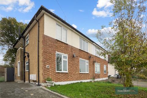 2 bedroom apartment for sale, Barncroft Close, Essex IG10