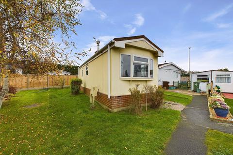 1 bedroom park home for sale, The Reddings, Cheltenham, Gloucestershire, GL51