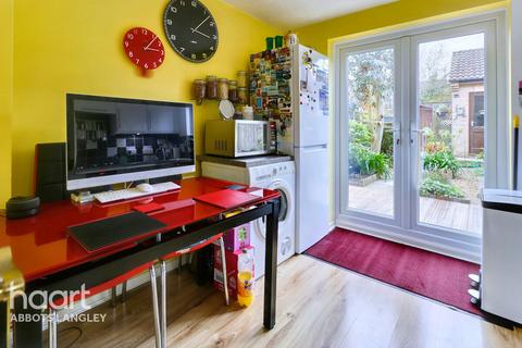 2 bedroom semi-detached house for sale, Margaret Close, Abbots Langley