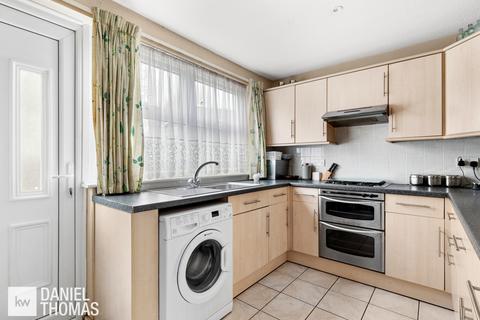 3 bedroom terraced house for sale, Newteswell Drive, Waltham Abbey, Essex