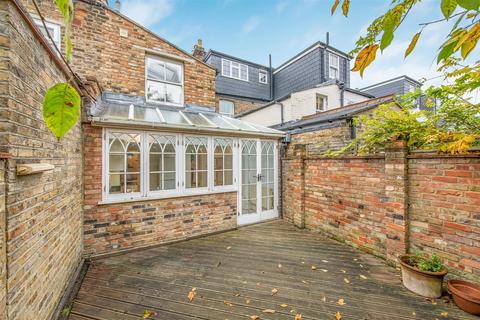 2 bedroom terraced house to rent, Thorne Street, Barnes, SW13