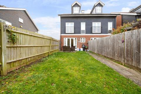 54 Mill Drive, Ruislip, HA4 7GL