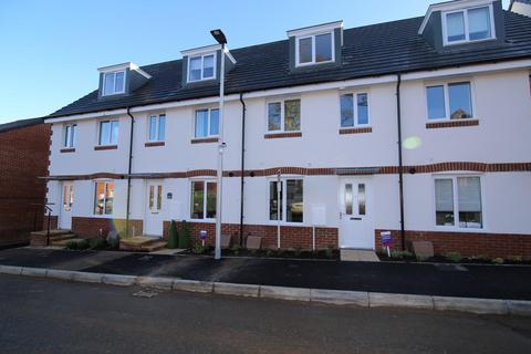 3 bedroom house to rent, Jenner Road, Tiverton EX16