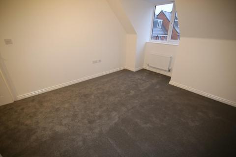 3 bedroom house to rent, Jenner Road, Tiverton EX16