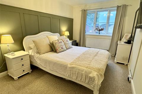25 Barberry Drive, Chard, TA20 1HR