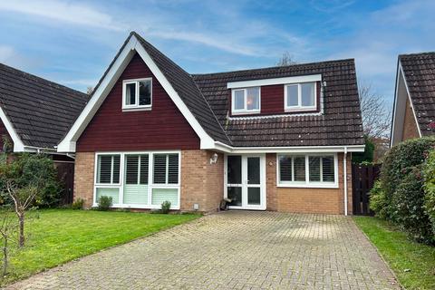 12 Moorlands Close, Brockenhurst, SO42 7QS