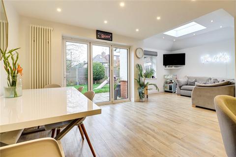 4 bedroom semi-detached house for sale, Oxford Avenue, St. Albans, Hertfordshire