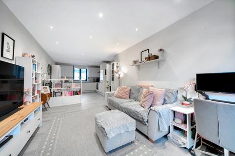 1 bedroom flat for sale, 196, West Green Road, London N15