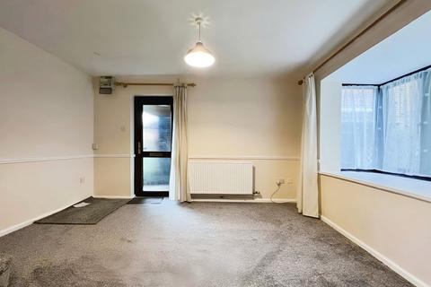 1 bedroom terraced house to rent, Langtons Meadow, Farnham Common SL2