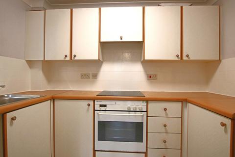 1 bedroom apartment for sale, Portsmouth Road, Southampton