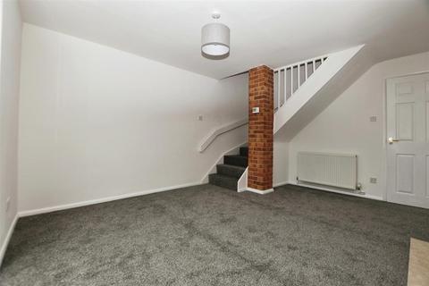 2 bedroom semi-detached house for sale, Plowden Road, Hull