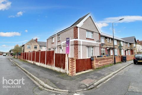 3 bedroom end of terrace house for sale, Balfour Road, Bentley, Doncaster