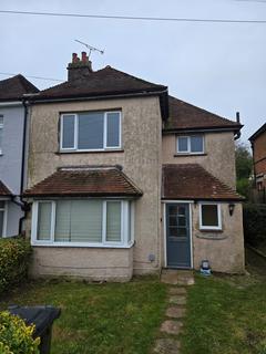 3 bedroom semi-detached house to rent, Holliers Hill, Bexhill-on-Sea TN40