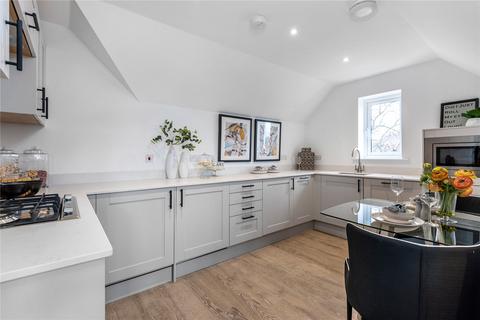 2 bedroom apartment for sale, Walton Road, West Molesey, KT8