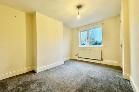 3 bedroom terraced house for sale, Royds Avenue, New Mill, Holmfirth, HD9 1LP