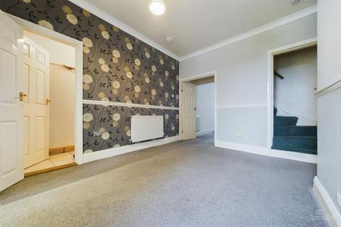 2 bedroom terraced house for sale, Barrow Road, North Lincolnshire DN19