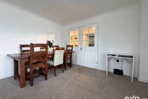 1 bedroom flat for sale, Melrose Avenue, West Malling ME19