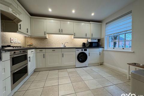 1 bedroom flat for sale, Melrose Avenue, West Malling ME19