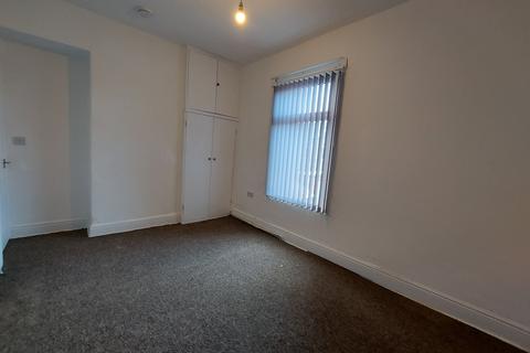 2 bedroom terraced house to rent, Deacon Street, Middlesbrough TS3