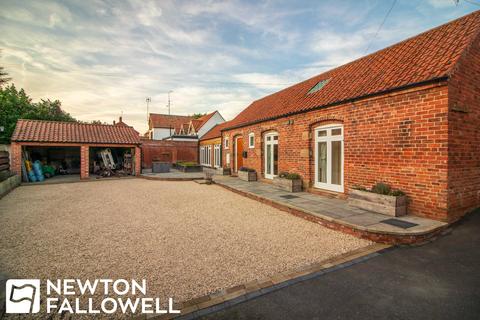 3 bedroom barn conversion for sale, Low Street, North Wheatley DN22