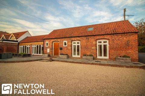 3 bedroom barn conversion for sale, Low Street, North Wheatley DN22