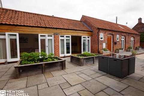 3 bedroom barn conversion for sale, Low Street, North Wheatley DN22