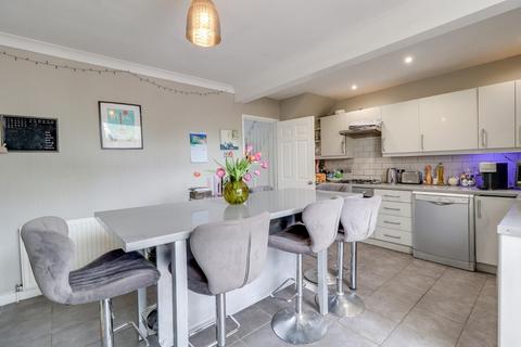 4 bedroom semi-detached house for sale, Albany Road, Cheltenham