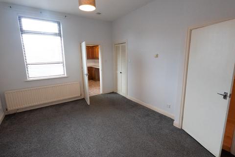 3 bedroom terraced house to rent, Astley Street, Dukinfield SK16