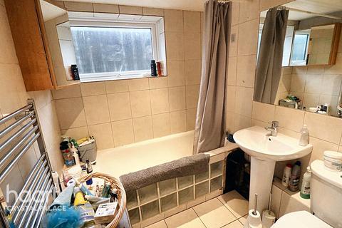 53 Ellery Road, London, SE19 3QG