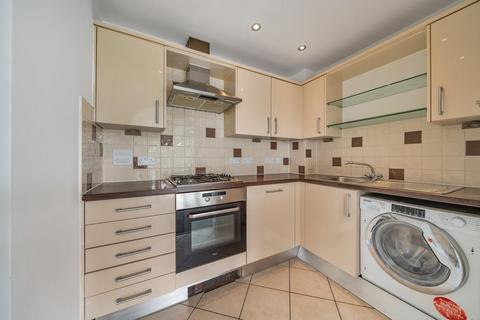 2 bedroom flat for sale, Masons Hill, Bromley