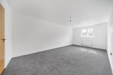 2 bedroom flat for sale, Masons Hill, Bromley