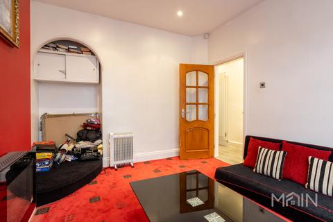 4 bedroom terraced house for sale, Baden Road, Leicester LE5