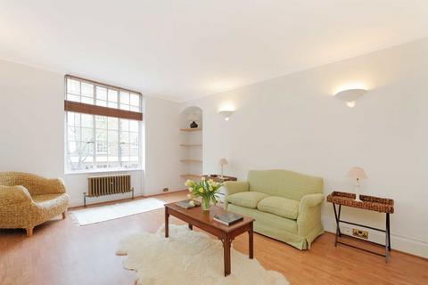 Studio for sale, Chelsea Manor Street, London SW3