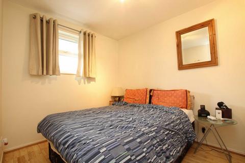 3 Garfield Road, Twickenham, TW1 3JS