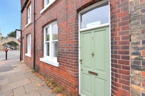 4 bedroom house to rent, Lawrence Street, York