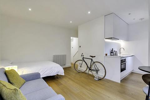 Studio for sale, New Kings Road, London