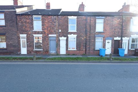 2 bedroom terraced house for sale, West Parade, Leads Road, Sutton-On-Hull