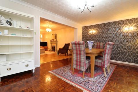 4 bedroom detached house for sale, Mead Park Close, Bickington, Barnstaple