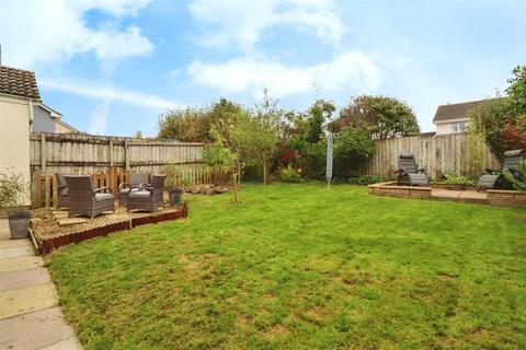 4 bedroom detached house for sale, Mead Park Close, Bickington, Barnstaple