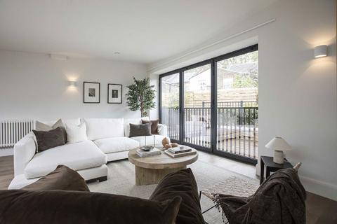 3 bedroom house for sale, Station Road, London N22