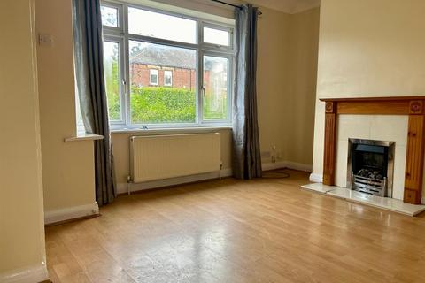 3 bedroom terraced house to rent, Oldfield Lane, Leeds