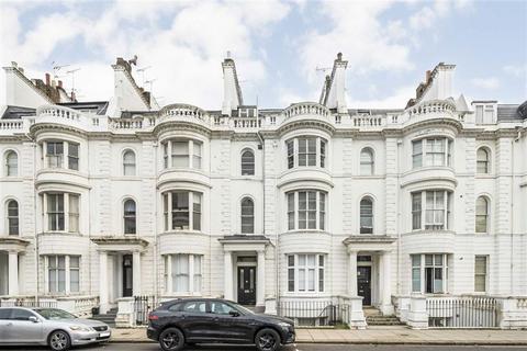 1 bedroom flat to rent, Gloucester Terrace, London W2