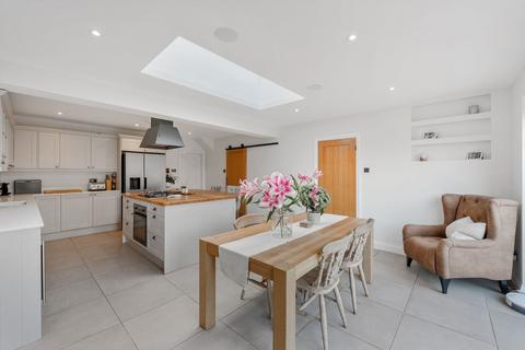 176 Sandcross Lane, Reigate, RH2 8HG