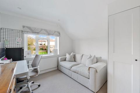 176 Sandcross Lane, Reigate, RH2 8HG