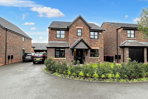 4 bedroom detached house to rent, Merino Grove, Manchester M27