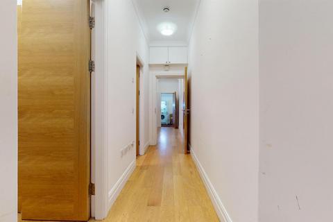 2 bedroom flat to rent, Castletown Road, London W14