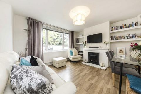 1 bedroom flat for sale, Thames Road, London W4